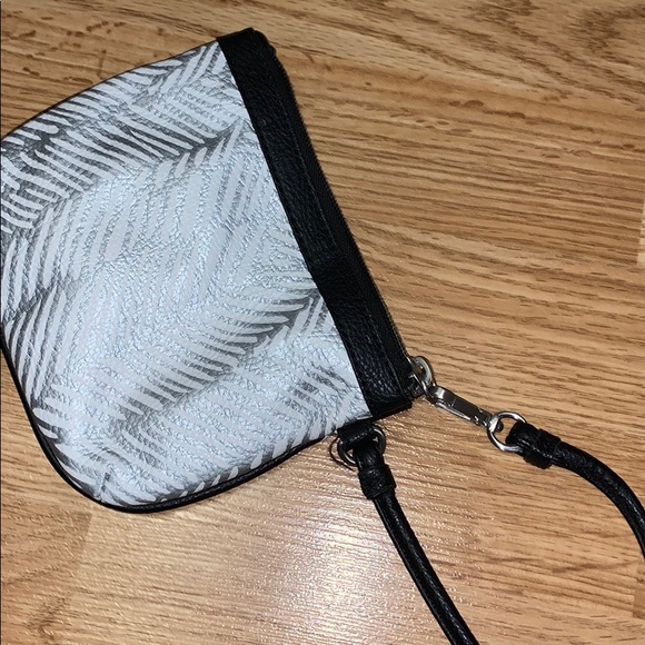 Hand bag - Picture 2 of 2